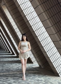 Veronica Vixen - escort in Singapore Photo 7 of 8