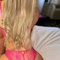 Veronika BLONDE Abu Dhabi - puta in Abu Dhabi Photo 2 of 5