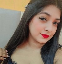 Nishu - escort in Ahmedabad Photo 1 of 5