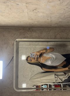 Veronika - Transsexual escort in New Delhi Photo 25 of 26