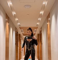 Veronika - Transsexual escort in New Delhi Photo 25 of 25