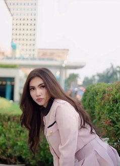 Veronika - escort in Jakarta Photo 13 of 16