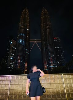 Nika Party Girl Drinking Huge Boobs 38E - puta in Kuala Lumpur Photo 1 of 18