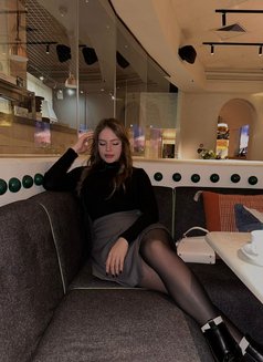 Veronika - puta in Dubai Photo 7 of 7