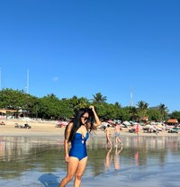 Vera - adult performer in Bali