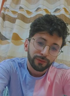 رجولي مغربي🇲🇦vers - Acompañantes masculino in Muscat Photo 9 of 10