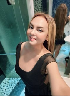 Versa Airah (with poppers) - Transsexual escort in Kuala Lumpur Photo 18 of 19