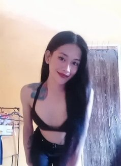 Versa Lyka - Transsexual escort in Makati City Photo 4 of 5