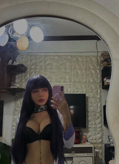 VERSA QUEEN - Transsexual escort in Manila Photo 29 of 29