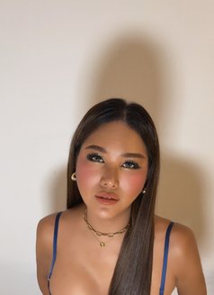 VERSAcummer Kylie - Acompañantes transexual in Bangkok Photo 2 of 17