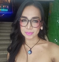 Versatanya - Transsexual escort in Makati City