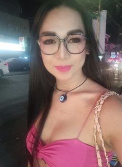 Versatanya - Transsexual escort in Makati City Photo 5 of 7