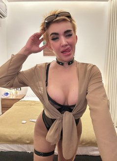 نادني سكينة Versatile Dick Big n Strong - Acompañantes transexual in Riyadh Photo 10 of 12