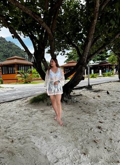 Versatile Echann - Transsexual escort in Mumbai Photo 14 of 15