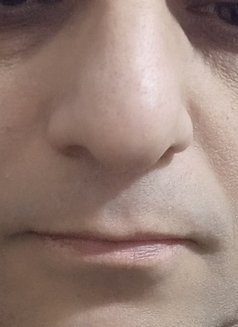 Versatile Gay للشواذ - Male escort in Cairo Photo 2 of 2