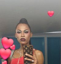 Versatile Gifted transgirl - Transsexual escort in Cape Town