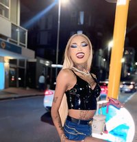 Versatile Gifted transgirl - Transsexual escort in Cape Town