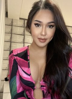 Kimberly in MANILA - Transsexual escort in Makati City Photo 23 of 30