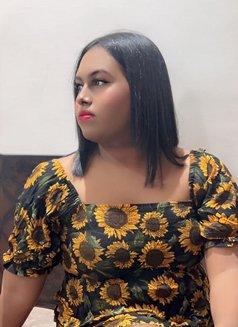 VERSATILE LADYBOY AKSHARA AVAILABLE - Transsexual escort in New Delhi Photo 6 of 14