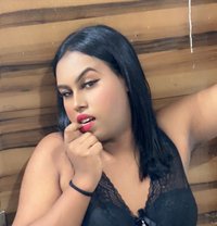 VERSATILE LADYBOY AKSHARA AVAILABLE - Transsexual escort in New Delhi Photo 8 of 15