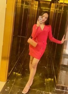 Fresh Young thick tool Maria - Transsexual escort in Makati City Photo 12 of 12