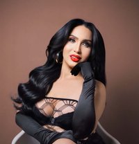Versatile Mistress Erica just landed - Transsexual escort in Tokyo Photo 12 of 25