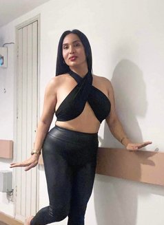 Versatile Mistress Erica - Acompañantes transexual in Tokyo Photo 27 of 30