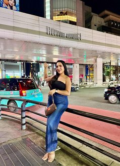 Versatile Mistress Erica - Acompañantes transexual in Tokyo Photo 29 of 30