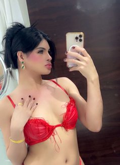 MARWA BIGCOCK 7,5 - Transsexual escort in Dubai Photo 26 of 30