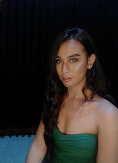 Versatile Naughty - Transsexual escort in Surabaya Photo 6 of 8