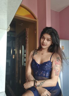Versatile ROSE - Transsexual escort in Kolkata Photo 25 of 30