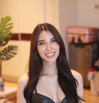 Versatile stunning - Transsexual escort in Al Manama