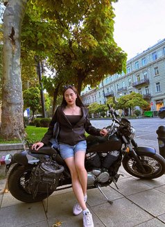 She is a fox 🇹🇭 - Transsexual escort in Riyadh Photo 22 of 29