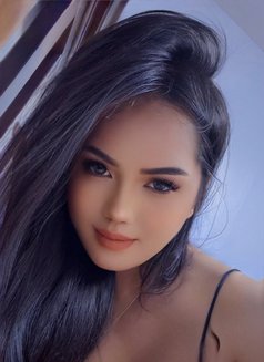 Versatile Ts Best GFE - Transsexual escort in Bangkok Photo 14 of 15