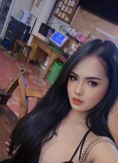 Versatile Ts Best GFE - Transsexual escort in Bangkok Photo 14 of 16