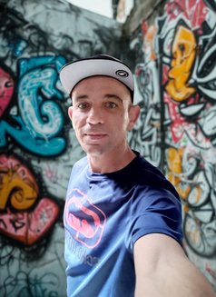 Versatile Vixen - Acompañantes masculino in Cape Town Photo 3 of 3