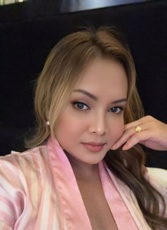 Versatile w/Poppers - Transsexual escort in Kuala Lumpur Photo 10 of 11