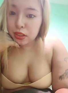 Versatop Melly - Transsexual escort in Davao Photo 5 of 9