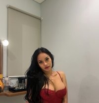 INDONESIA LADYBOY WITH BIG DICK & HARD - Acompañantes transexual in Hong Kong