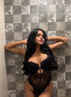 BEST SUCK CUM TOGETHER VERSTAIL TOP&BOT - Transsexual escort in Bali Photo 24 of 26