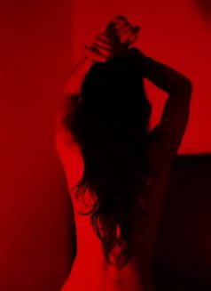 MONSTER DICK ALIYA ROY - Acompañantes transexual in Bangalore Photo 2 of 8