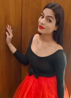 Verstile Priya - Transsexual escort in Bangalore Photo 21 of 27