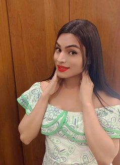 Verstile Priya - Transsexual escort in Bangalore Photo 25 of 27