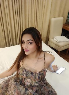 Verstile Priya - Acompañantes transexual in Kolkata Photo 29 of 30
