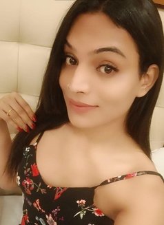 Verstile Priya - Transsexual escort in Bangalore Photo 4 of 12