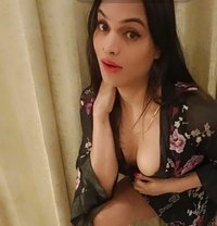 Verstile Priya - Transsexual escort in Bangalore Photo 12 of 14