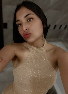 Very feminine Angelina🇷🇺 POPPERS - Transsexual escort in Riyadh Photo 2 of 13