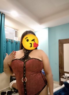 (VERY PRIVACY GIRL)🫦BHAVNA🥀MEET+CAM - escort in New Delhi Photo 4 of 6