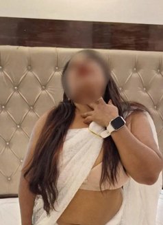 (VERY PRIVACY GIRL)🫦BHAVNA🥀 MEET & CAM - escort in New Delhi Photo 1 of 18