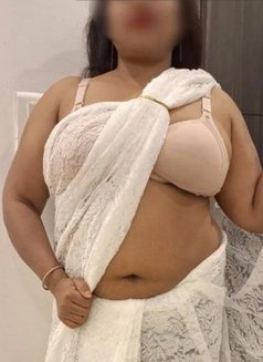 (VERY PRIVACY GIRL)🫦BHAVNA🥀 MEET & CAM - escort in New Delhi Photo 9 of 18
